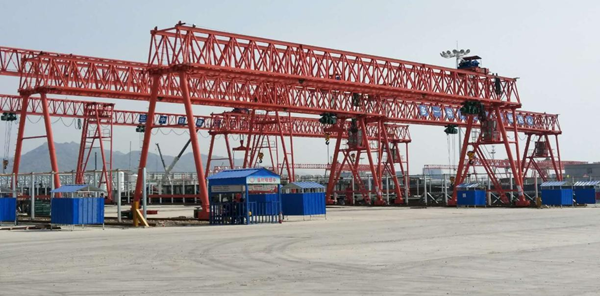 江蘇常州龍門吊廠家120T貨場門式起重機出租