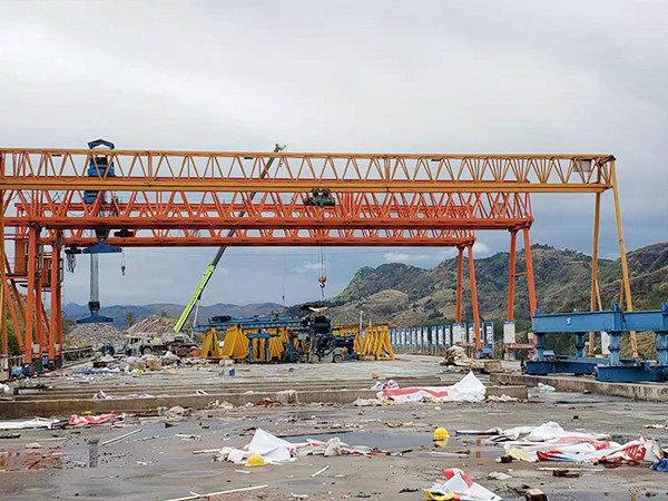 廣西北海龍門吊廠家 50噸電動葫蘆半門式起重機