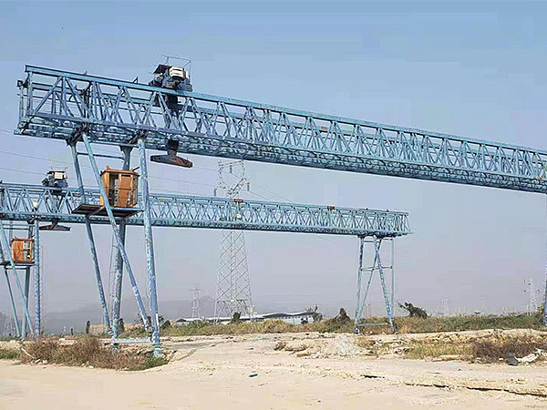 甘肅嘉峪關(guān)龍門吊公司 100噸雙梁龍門吊電器保護