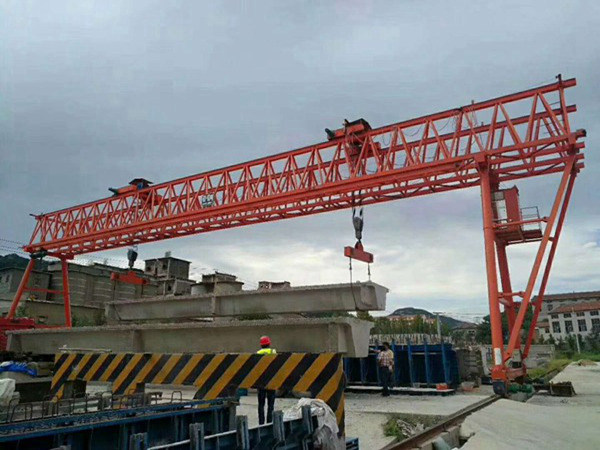 河南焦作門式起重機(jī)廠家