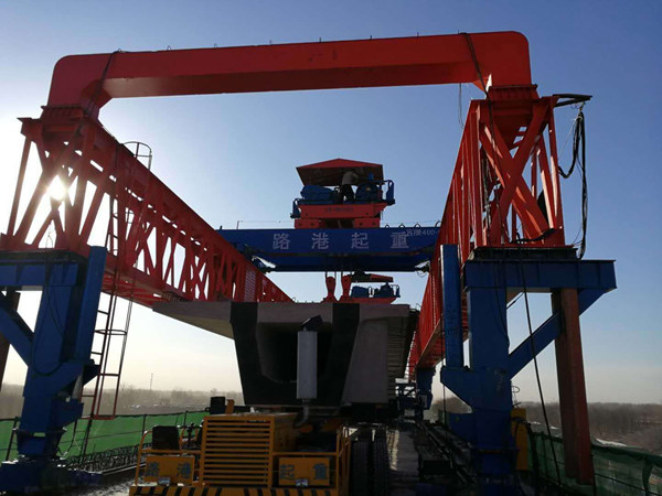 吉林通化900t架橋機(jī)廠家訓(xùn)練有素