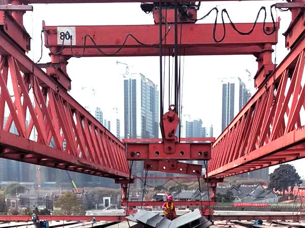 江西九江架橋機租賃廠家鋼箱梁